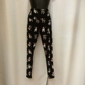 Yoga Waistband Leggings with Puppy Print Women’s Size Curvy 12-16